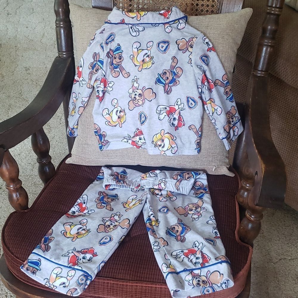 💐Cute Gently Used Nickelodeon Paw Patrol 2 Pc Fleece Pajamas Set Sz 2T - Picture 2 of 5